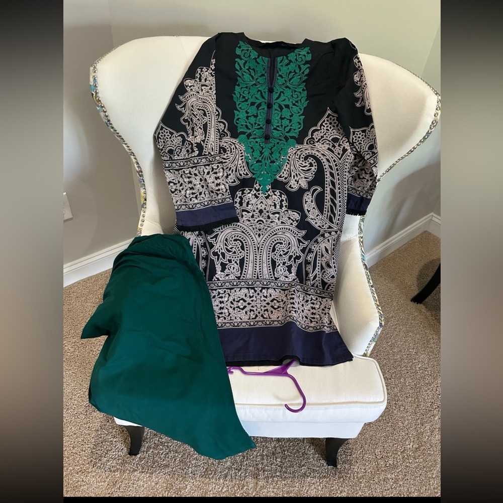 Elegant Black and Green